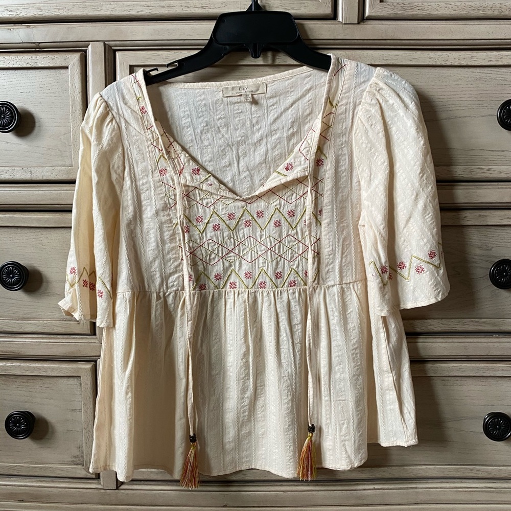 Cute women’s blouse